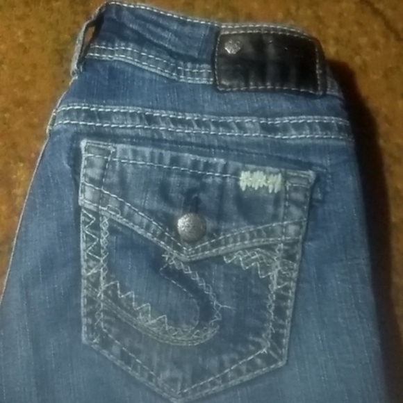 Silver Suki Mid Capris - Picture 1 of 9